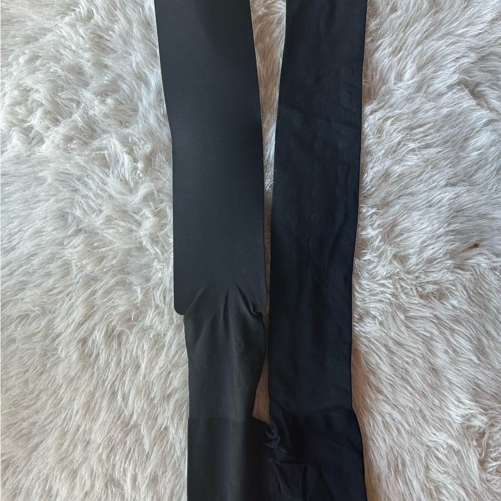 Burberry Black Mini crystal Tights with Crystal Studs hosery new without tag - Picture 6 of 12